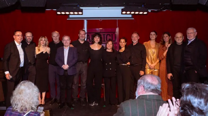 Foto de familia | Gabriela García premio de dramaturgia Secuencia 3 con Locuras Paralelas