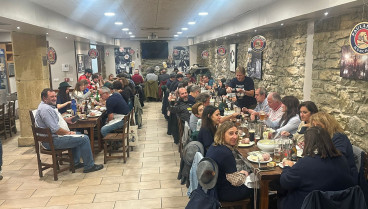 Llevan 154 años juntándose en San Sebastián para comer y explican por qué es "imposible hacerlo en otro sitio"